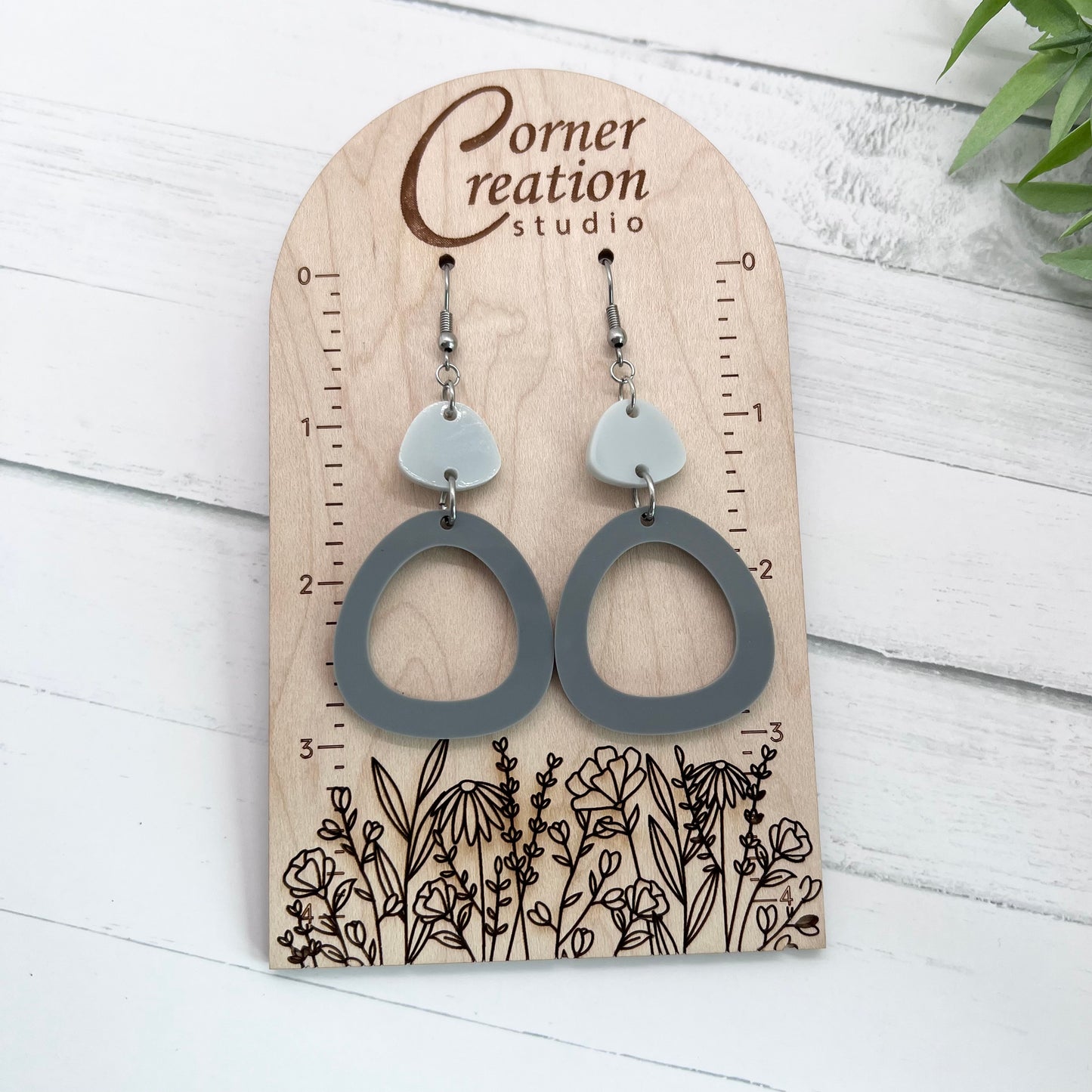 Geometric Round Earrings