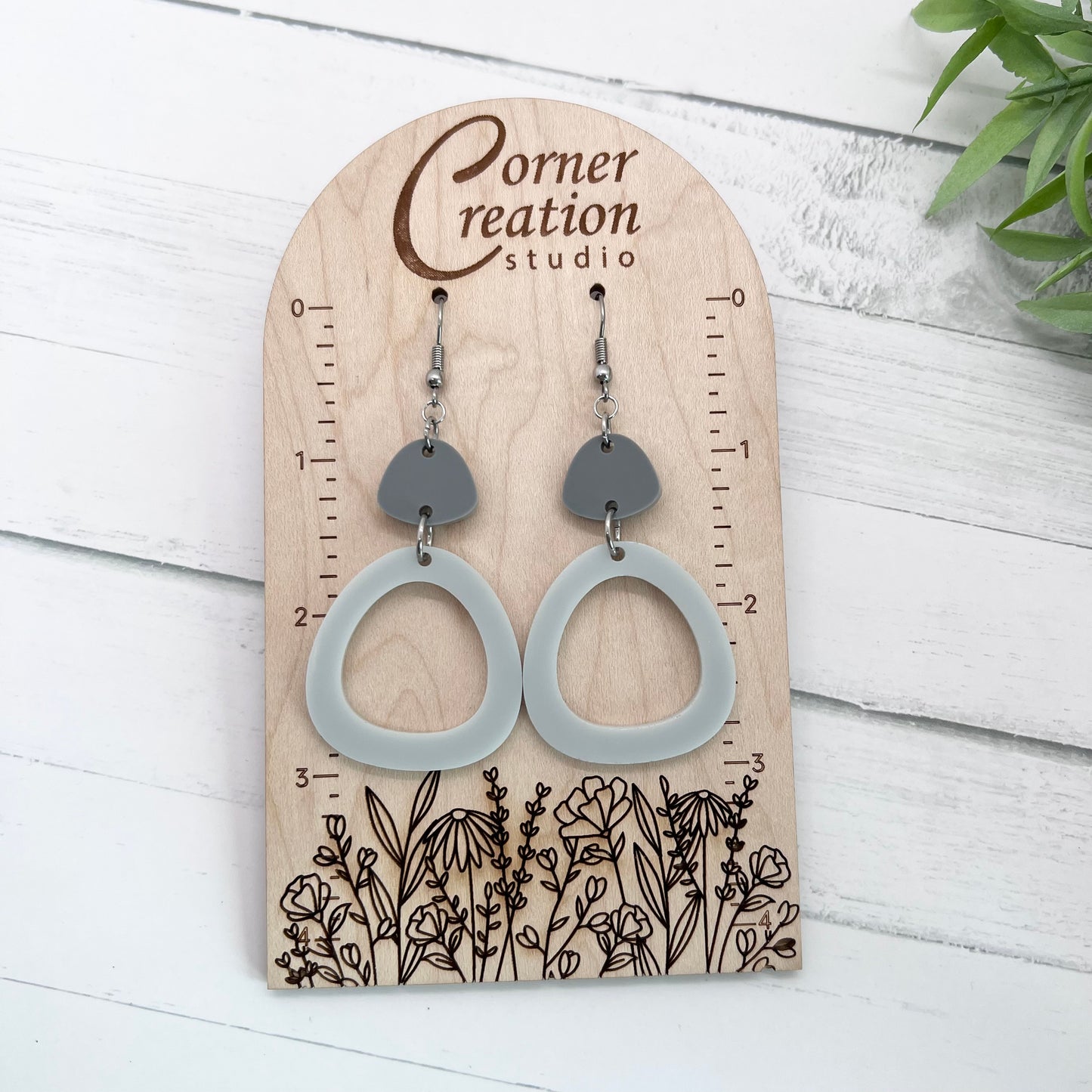 Geometric Round Earrings